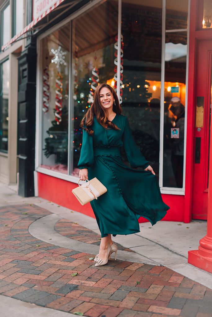 The Ultimate Holiday Dress Guide - Anchored In Elegance