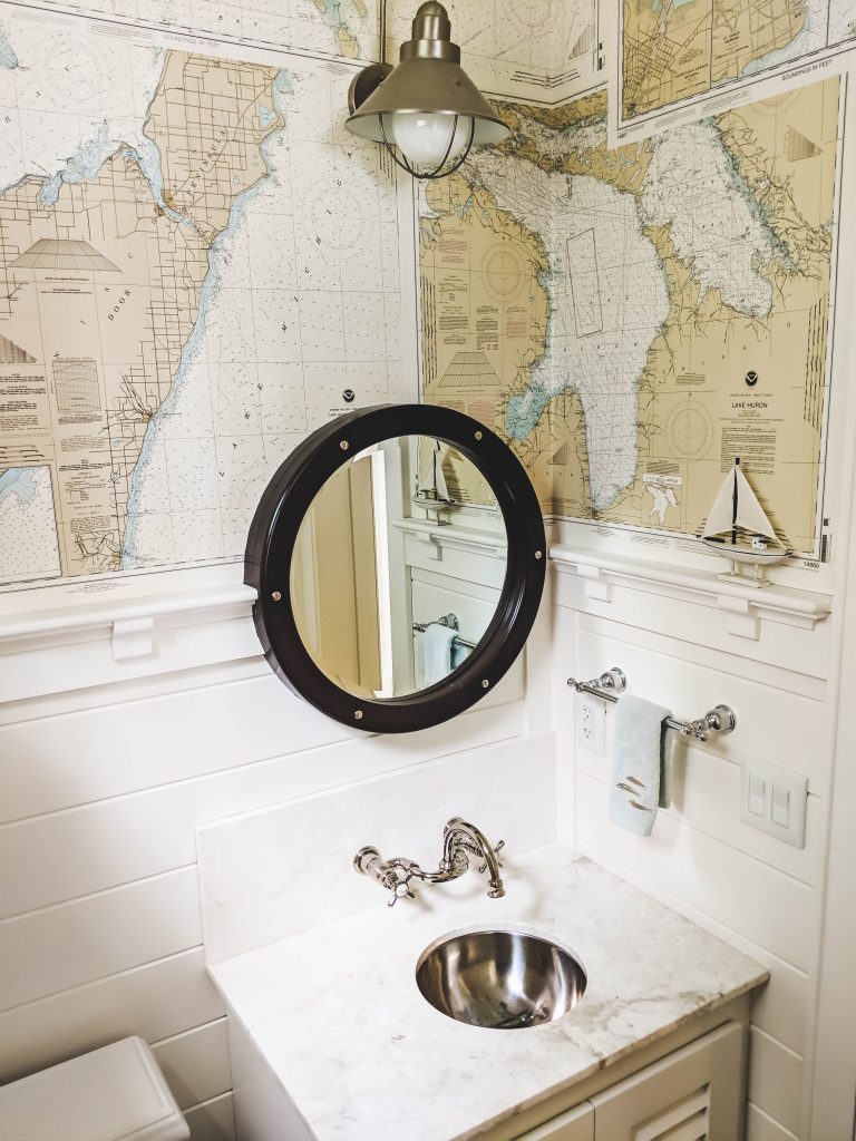 how to decorate with maps