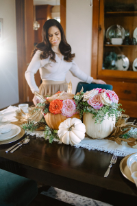 pumpkin and rose thanksgiving table arrangement